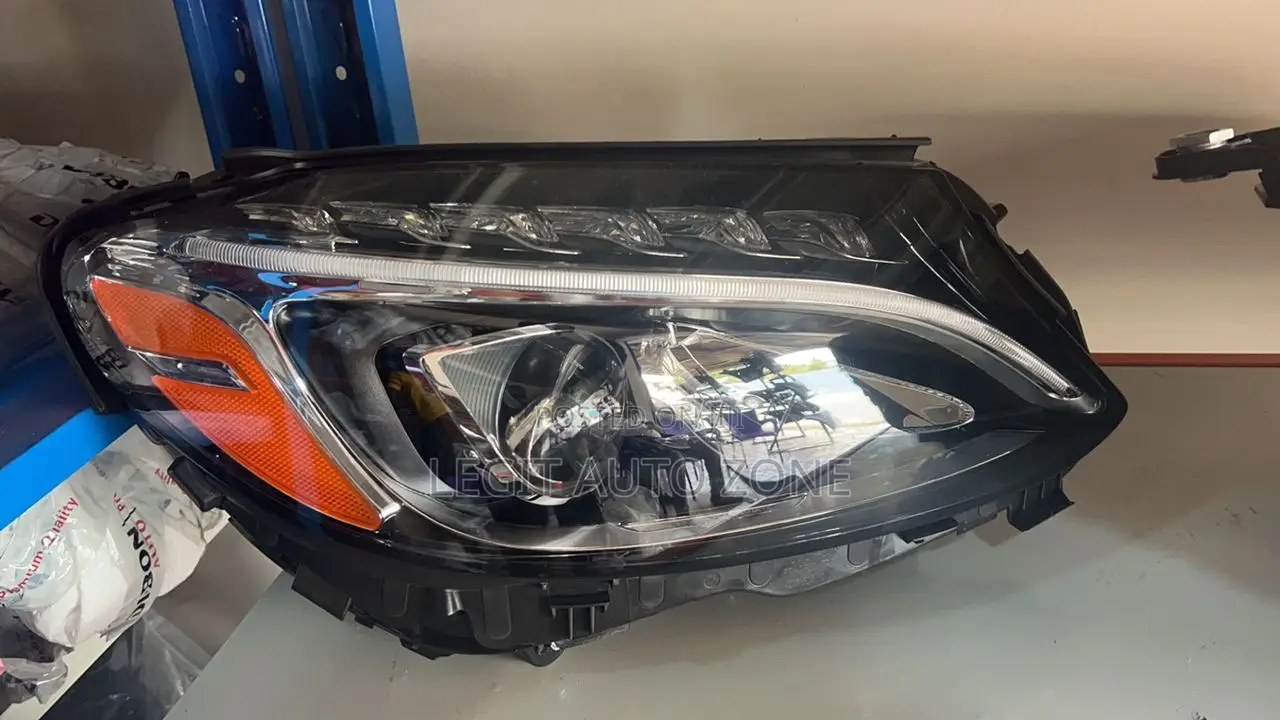 Mercedes Benz C300 LED Headlights