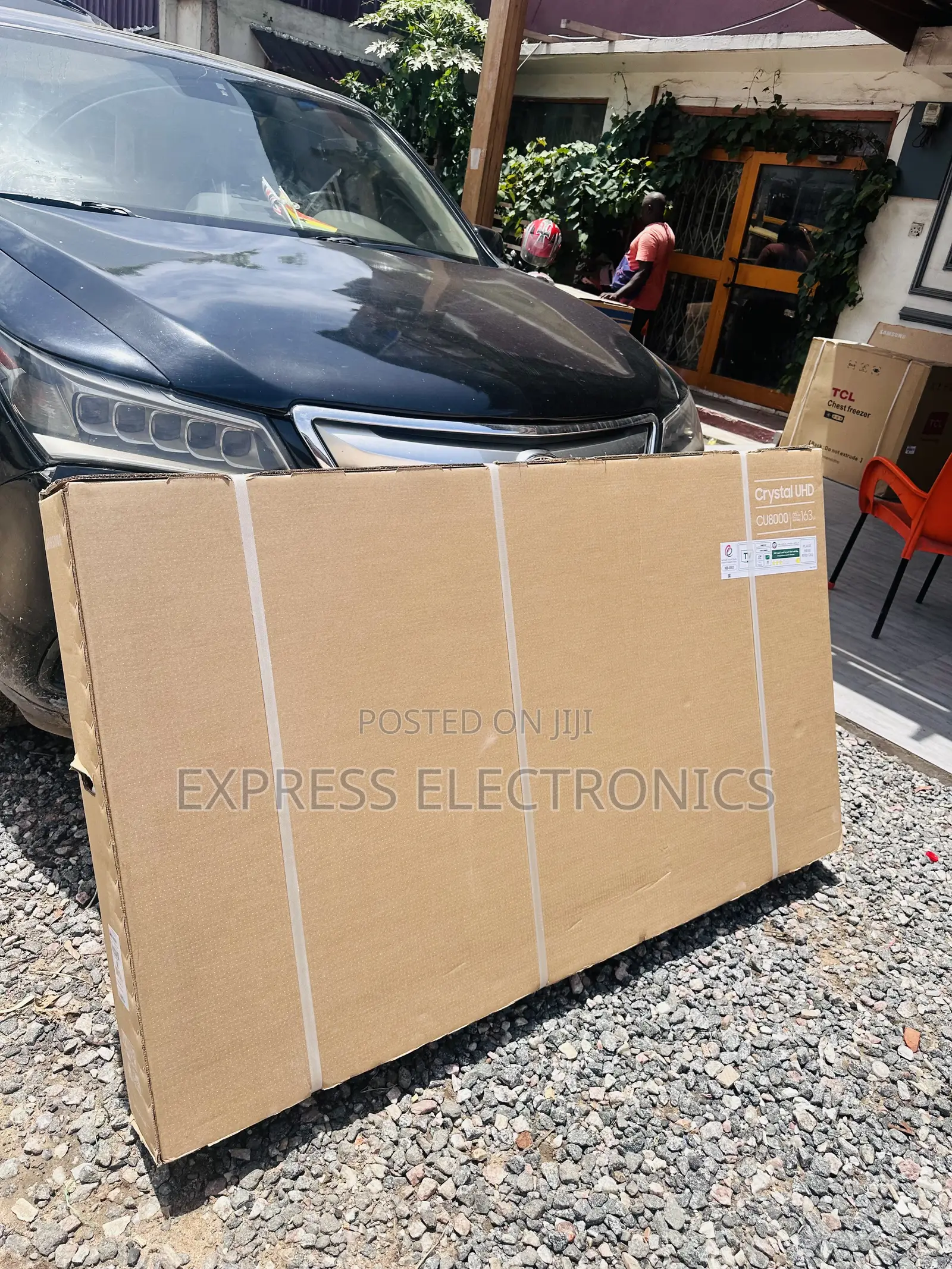Samsung UHD Smart Glossy LED 65”Bu8000 Tv 