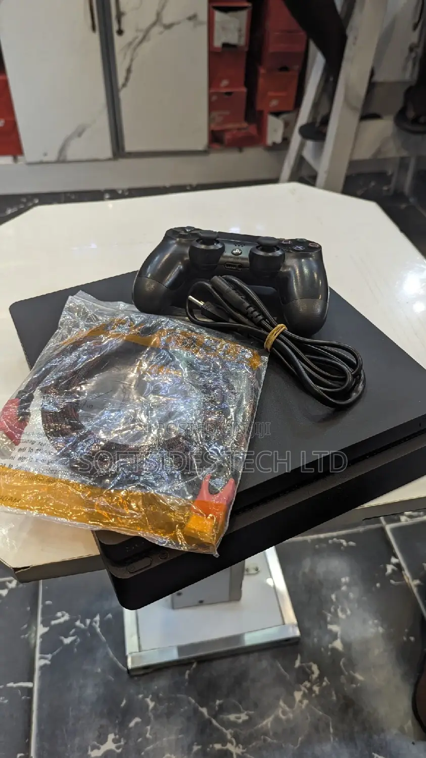Value-Packed UK Import Ps4 Slim, 500gb HDD Controller .