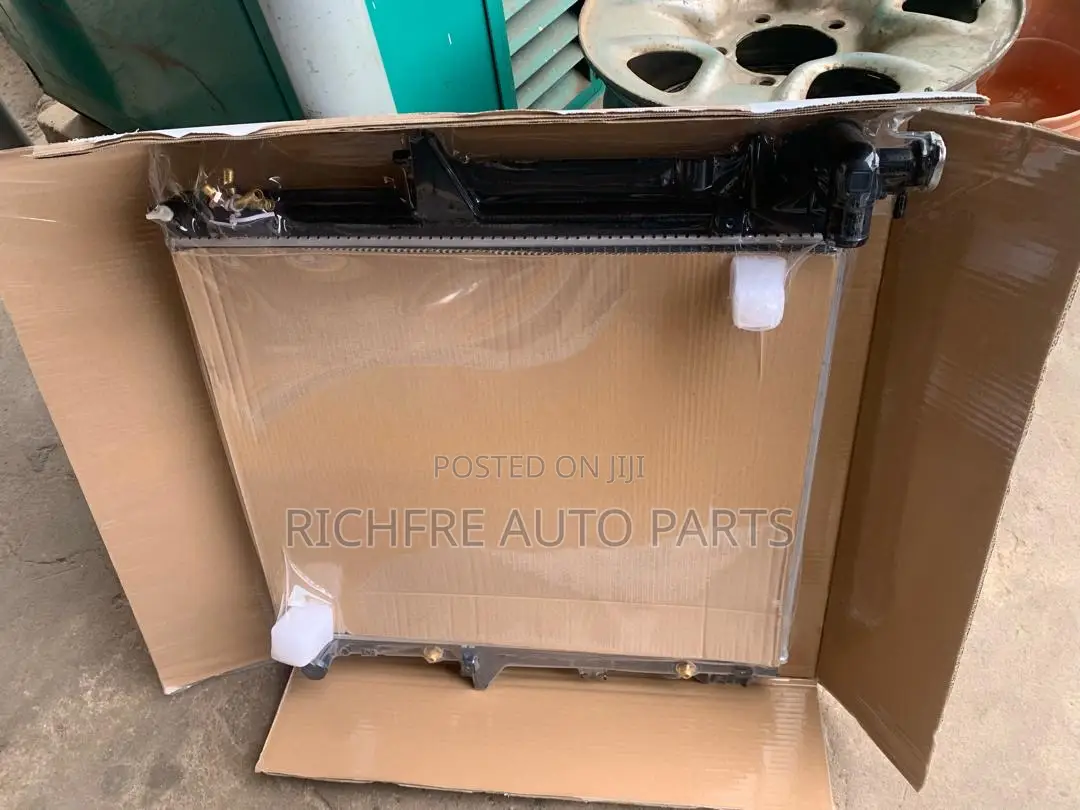 L200 2016 Radiator Tank