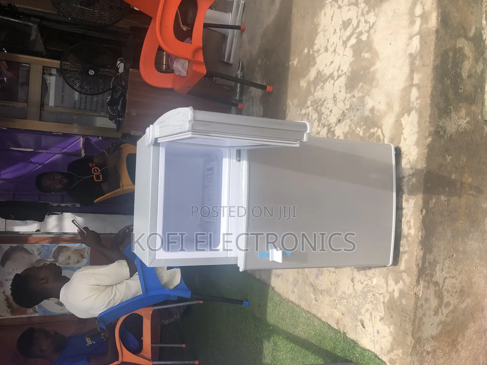 Big Space-Nasco NASF2-120 90L Double Door Table Top Fridge