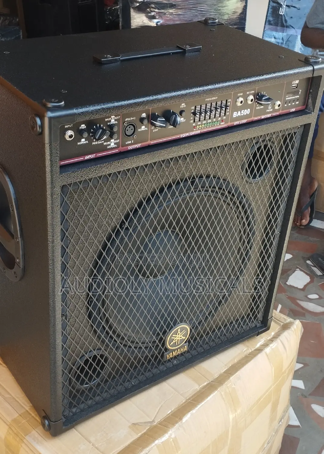 Yamaha Ba500 Bass Guitar Combo