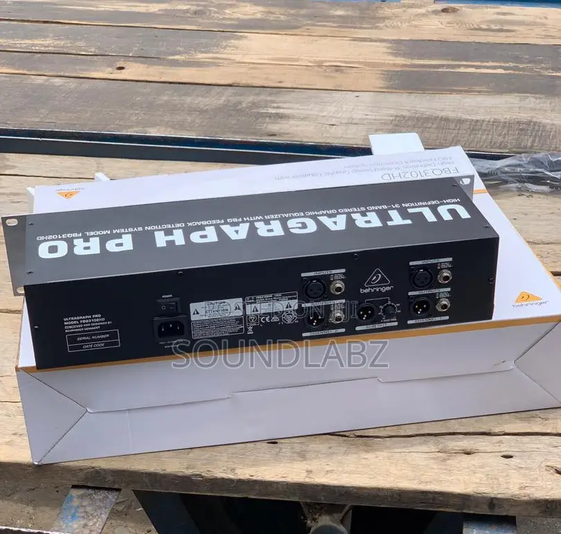 Behringer Ultragraph Pro Fbq3102hd 31 Band Stereo Equalizer