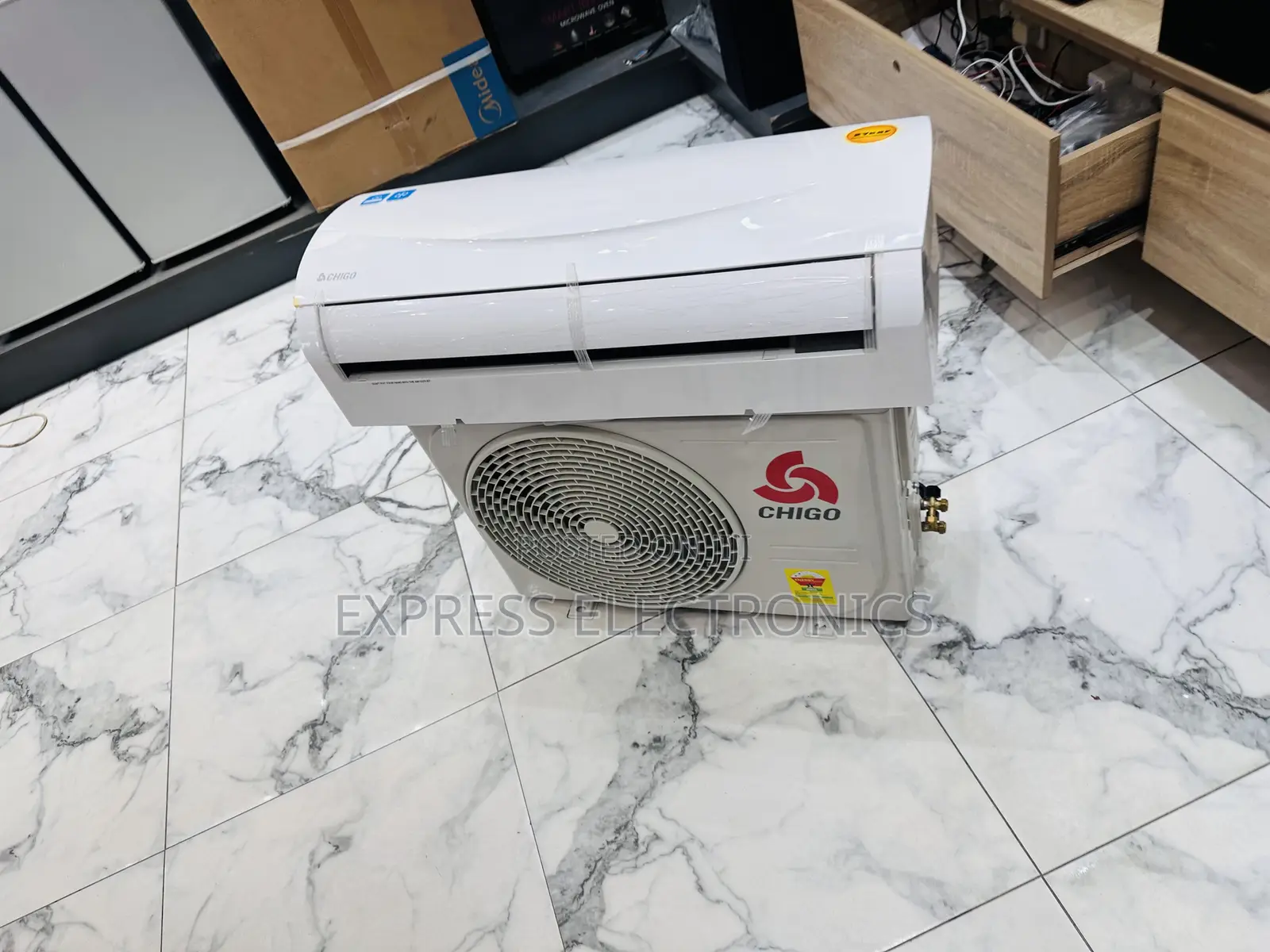 On/Off Chigo Split R410 Gas White 2.0hp