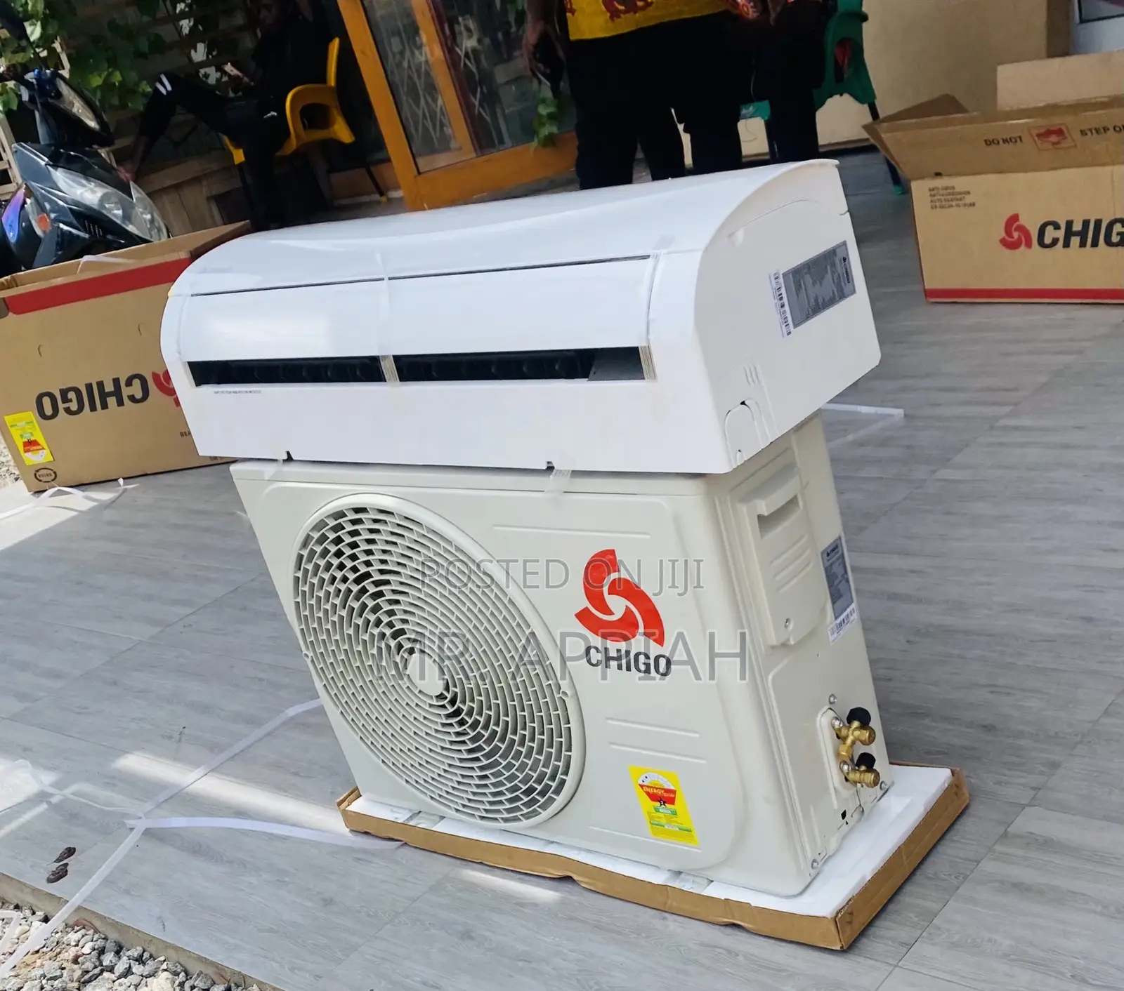 Durable Chigo 2.5hp Split Type Electric Ac(White).