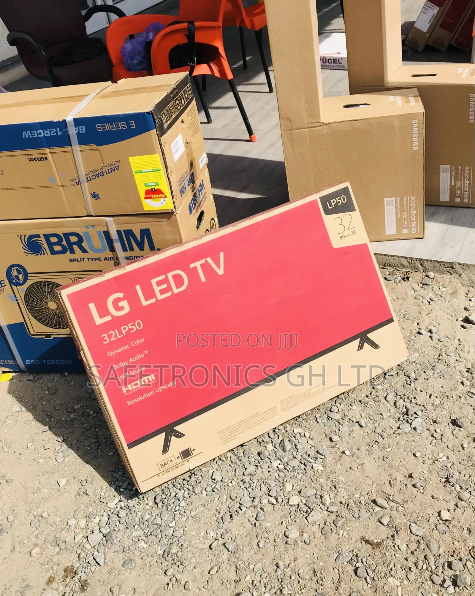 Black Electric LG LP50 32 Inches Digital Satellite Glossy Tv