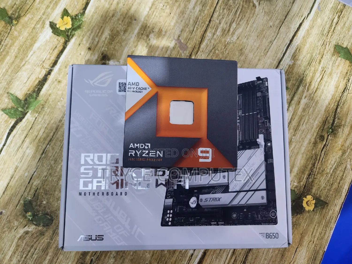 AMD Ryzen 9 7900X3D and ASUS Strix B650 Motherboad