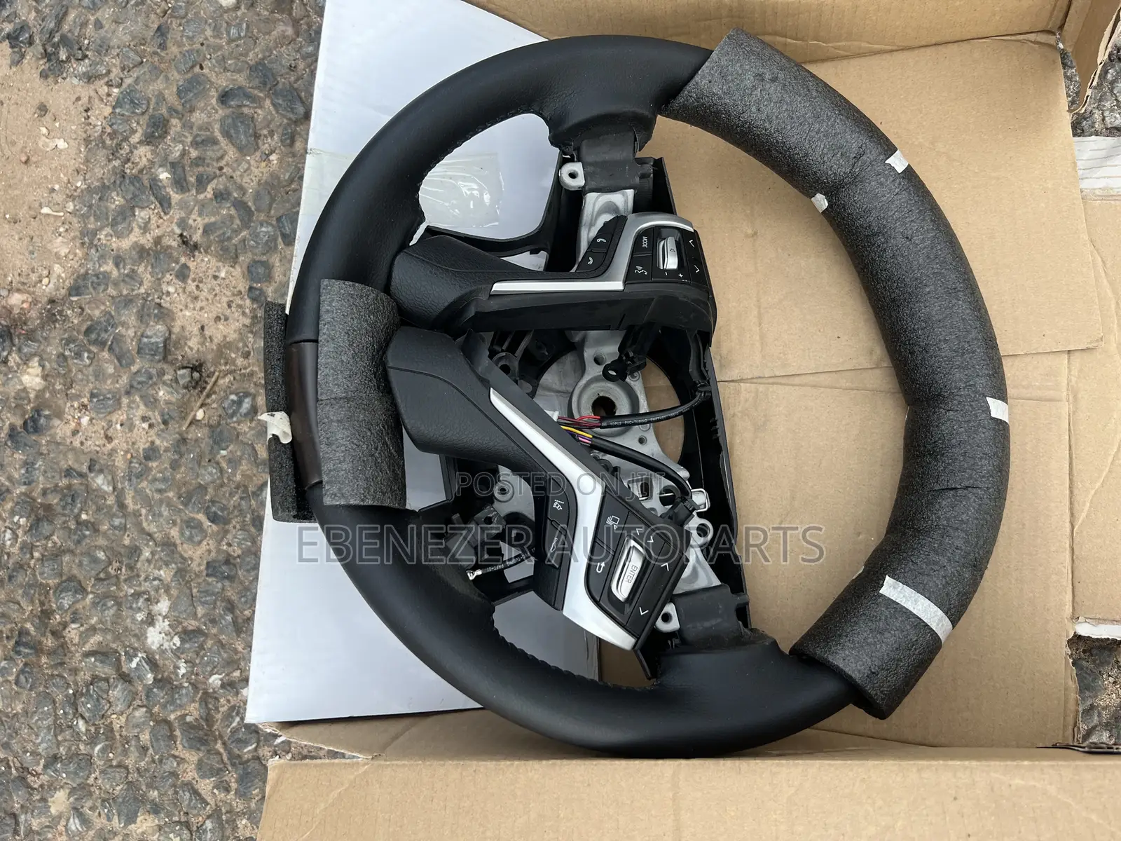 Toyota Land Cruiser 2016 - 2021 Steering Wheel