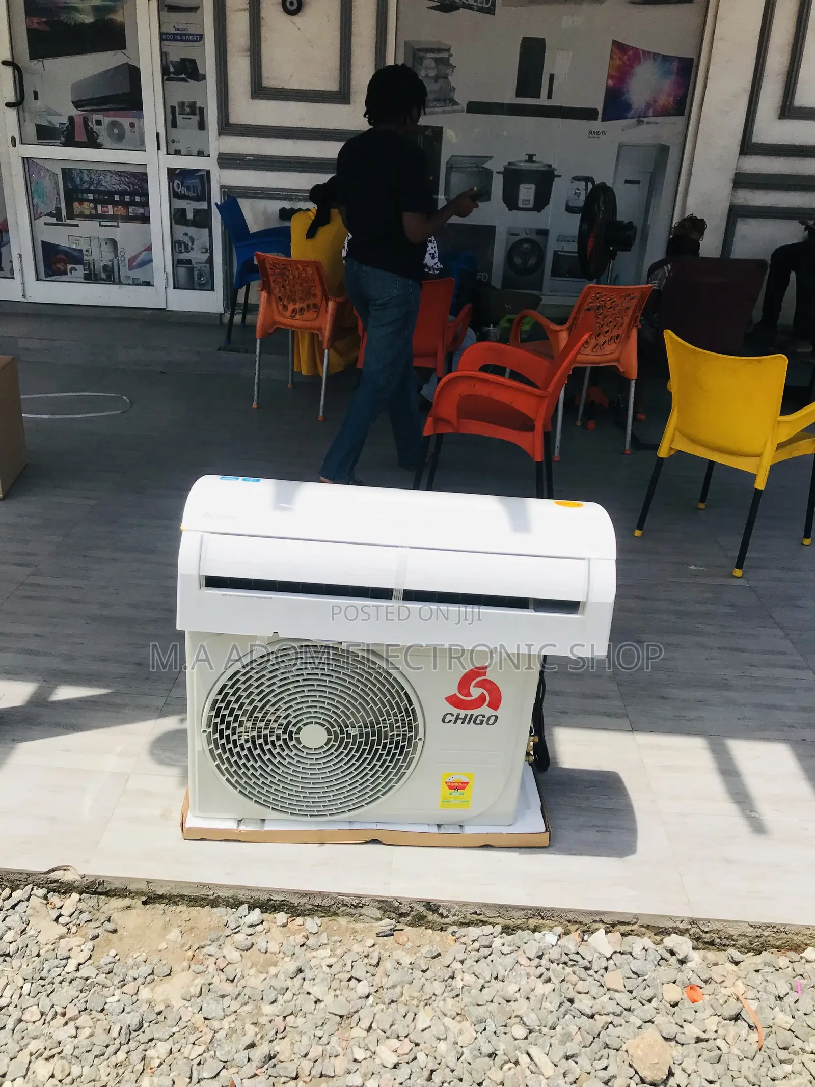 Super Chilling Chigo 2.0hp Split Type Air Conditioner(White)