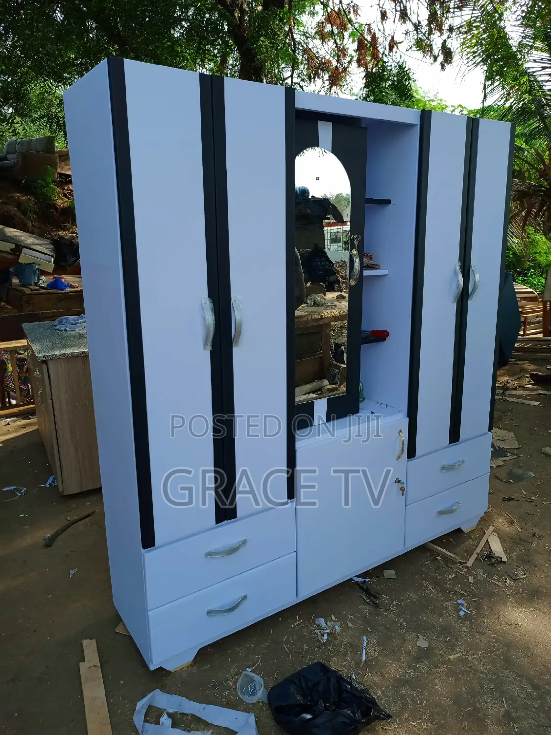 4 In1 Wardrobe