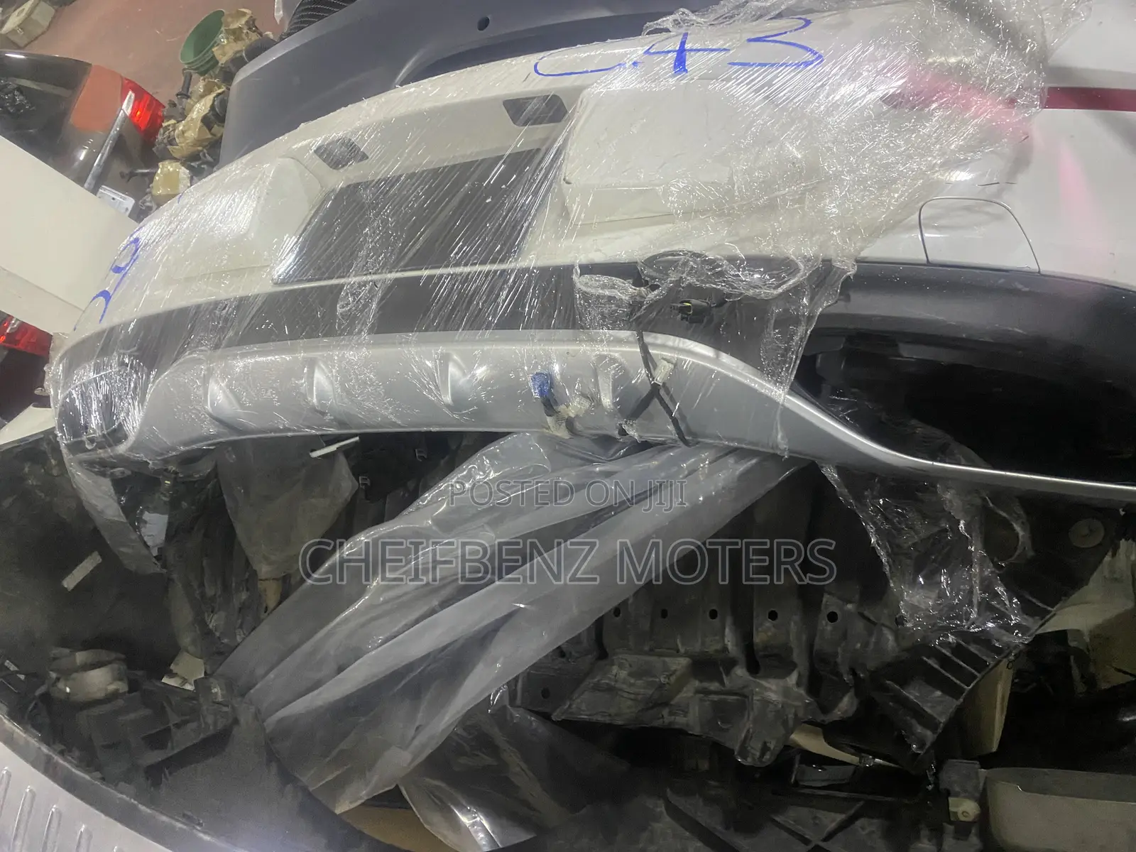 Mercedes Benz C43 C300 Coupe One Door Back Bumper and Parts