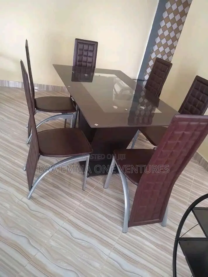 6 Seater Dinnig Set