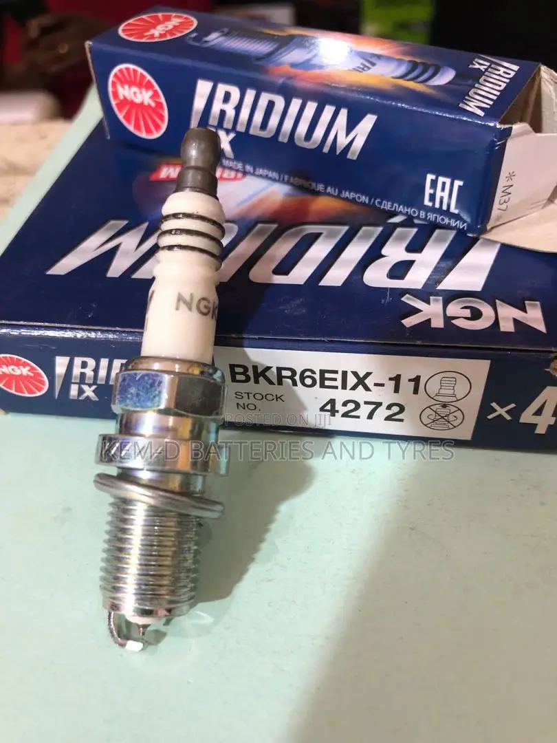 NGK 6418 BKR6EIX-11P Iridium Spark Plug ( 3764 ) ( 4272 )