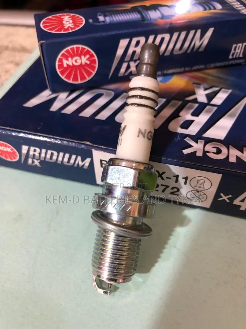 NGK 6418 BKR6EIX-11P Iridium Spark Plug ( 3764 ) ( 4272 )