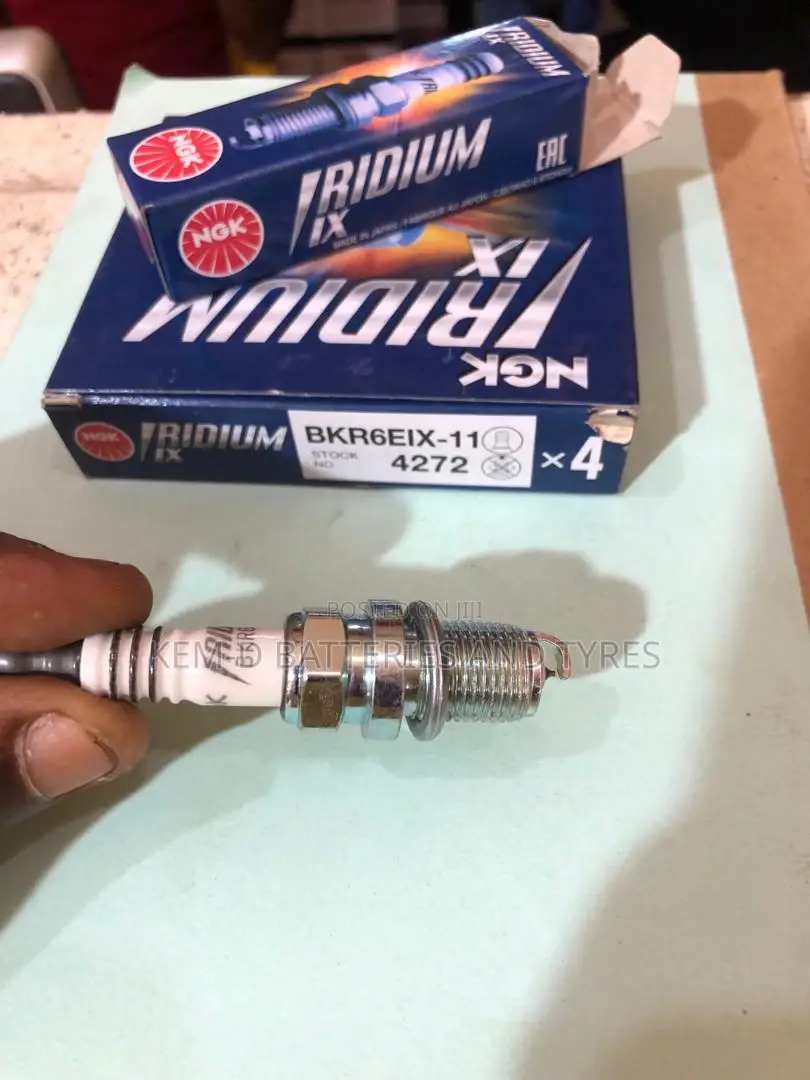 NGK 6418 BKR6EIX-11P Iridium Spark Plug ( 3764 ) ( 4272 )