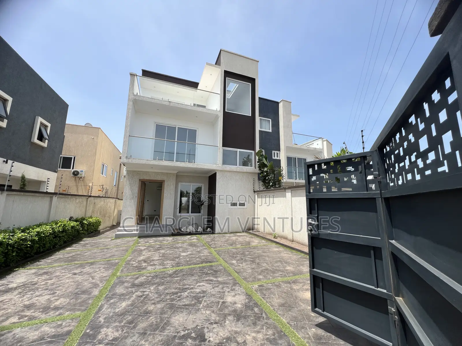 3bdrm House in Charclem Ventures, Accra Metropolitan for rent