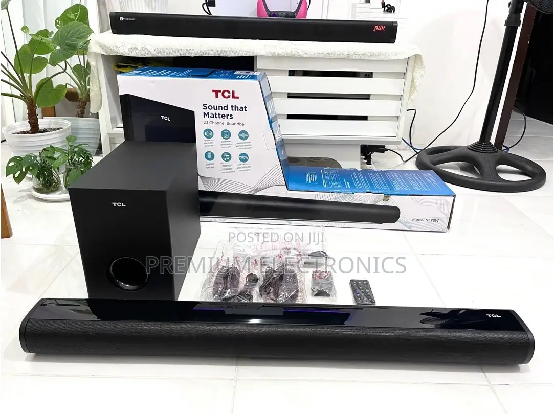 810mm Slim and Sleek Design | TCL 200W Soundbar S522W 2.1ch
