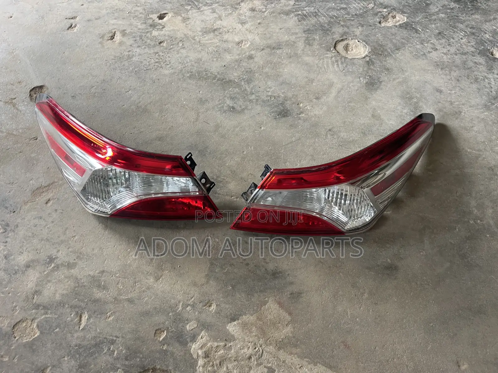 Toyota Camry Taillight 2018 2019 2020