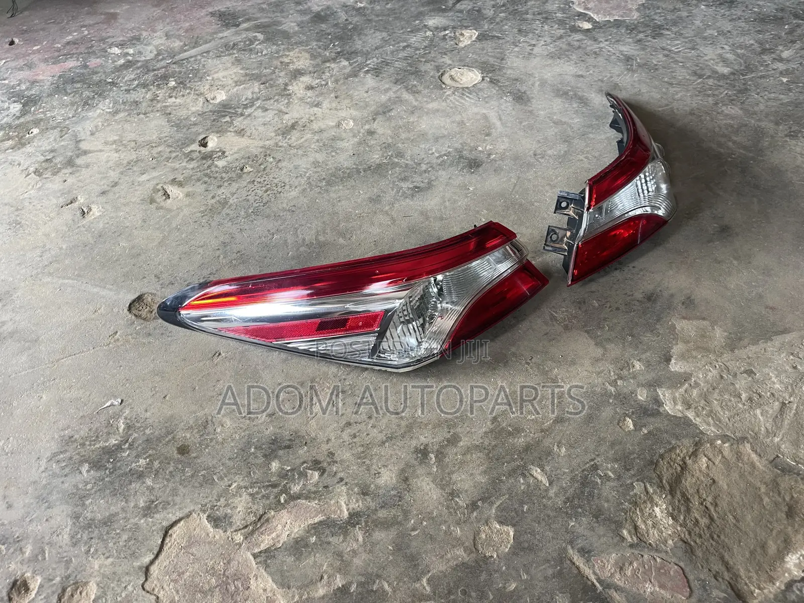 Toyota Camry Taillight 2018 2019 2020