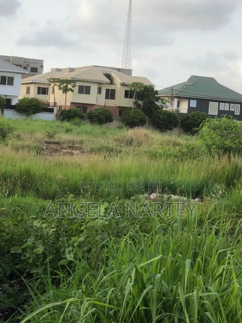 Land for Sale at Sakumono Estates