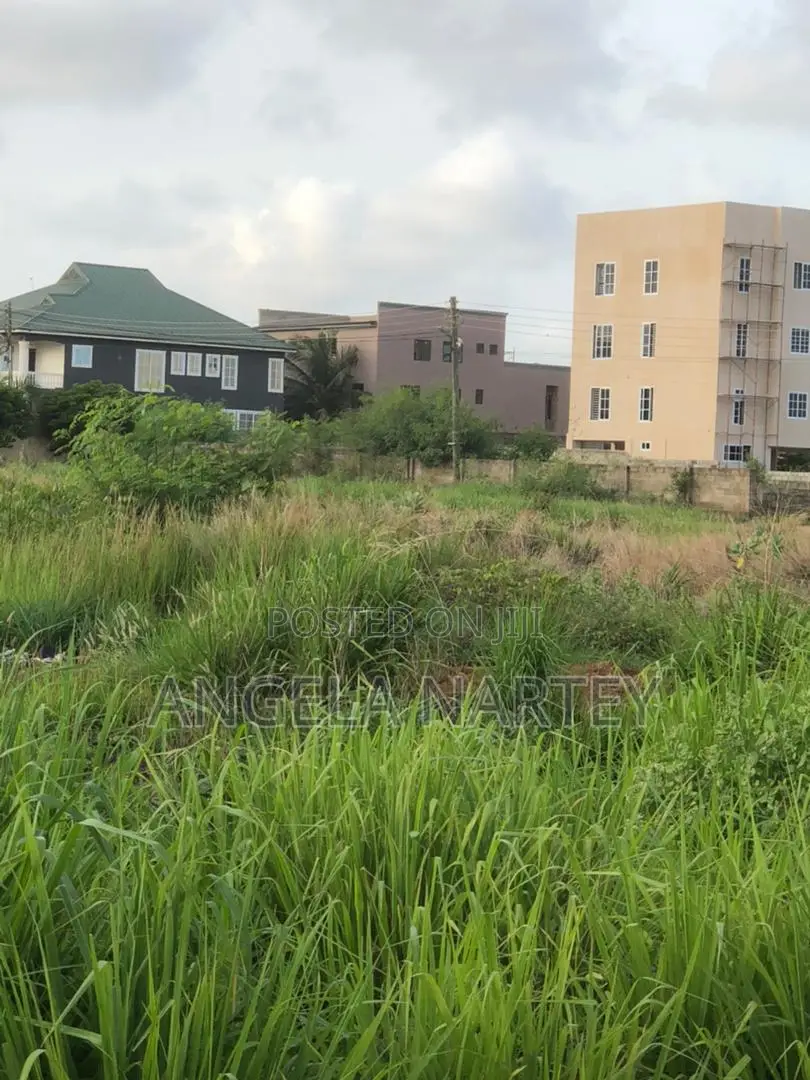 Land for Sale at Sakumono Estates