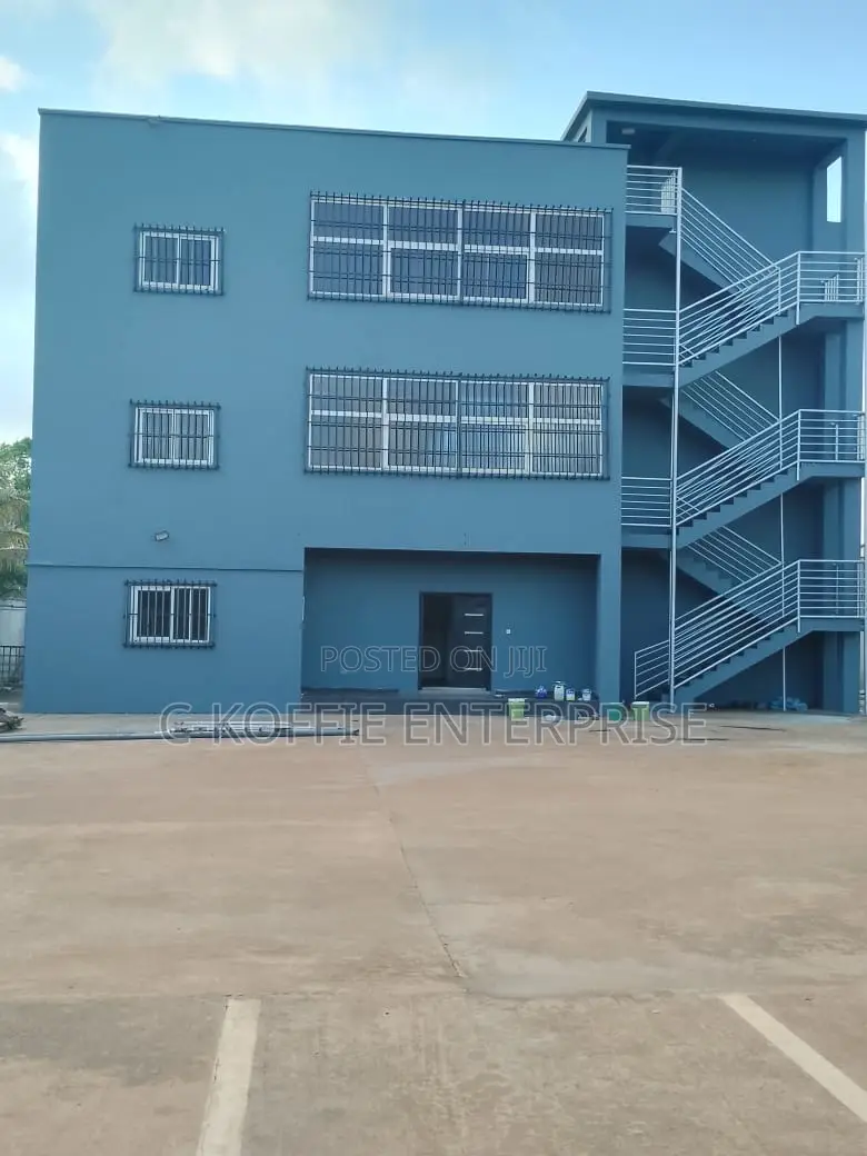 2000 SQM Warehouse at Tema-Kpong for Rent