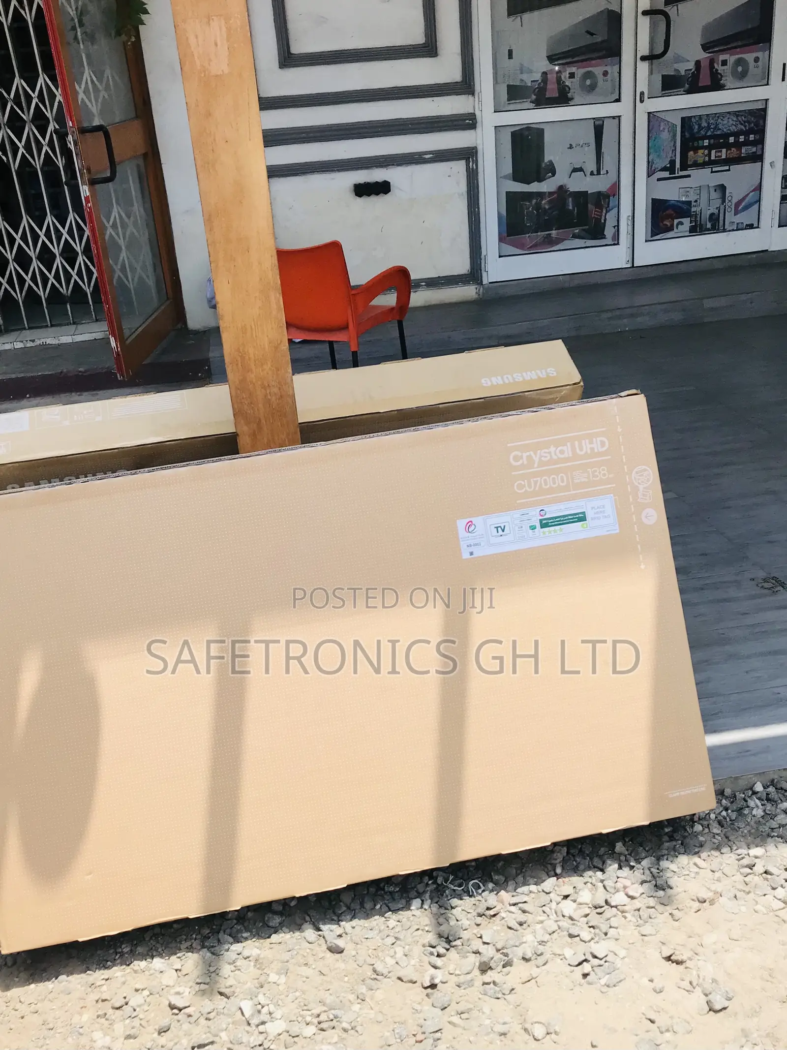 43 Inches Glossy Led Electric Black Samsung Cu70 Tv