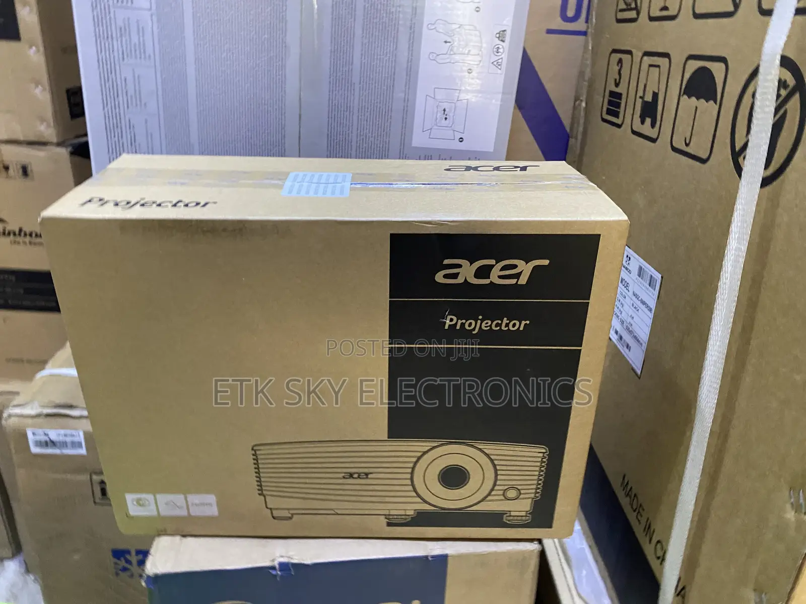Shop Latest 400lumens Acer ASV1904 DLP Projector