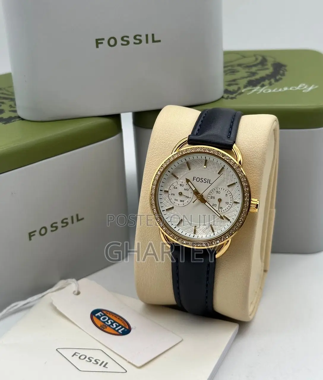 Ladies Analog Chronograph Leather Strap Watch