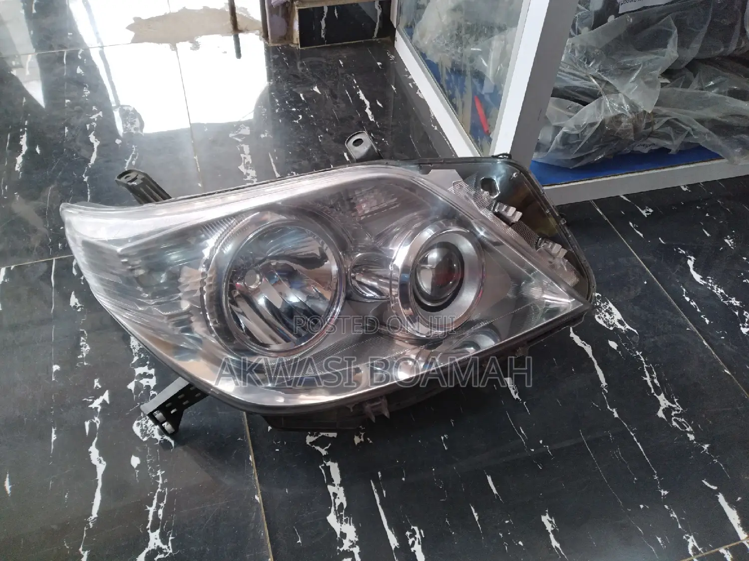 Toyota Land Cruiser Prado Headlight 2012