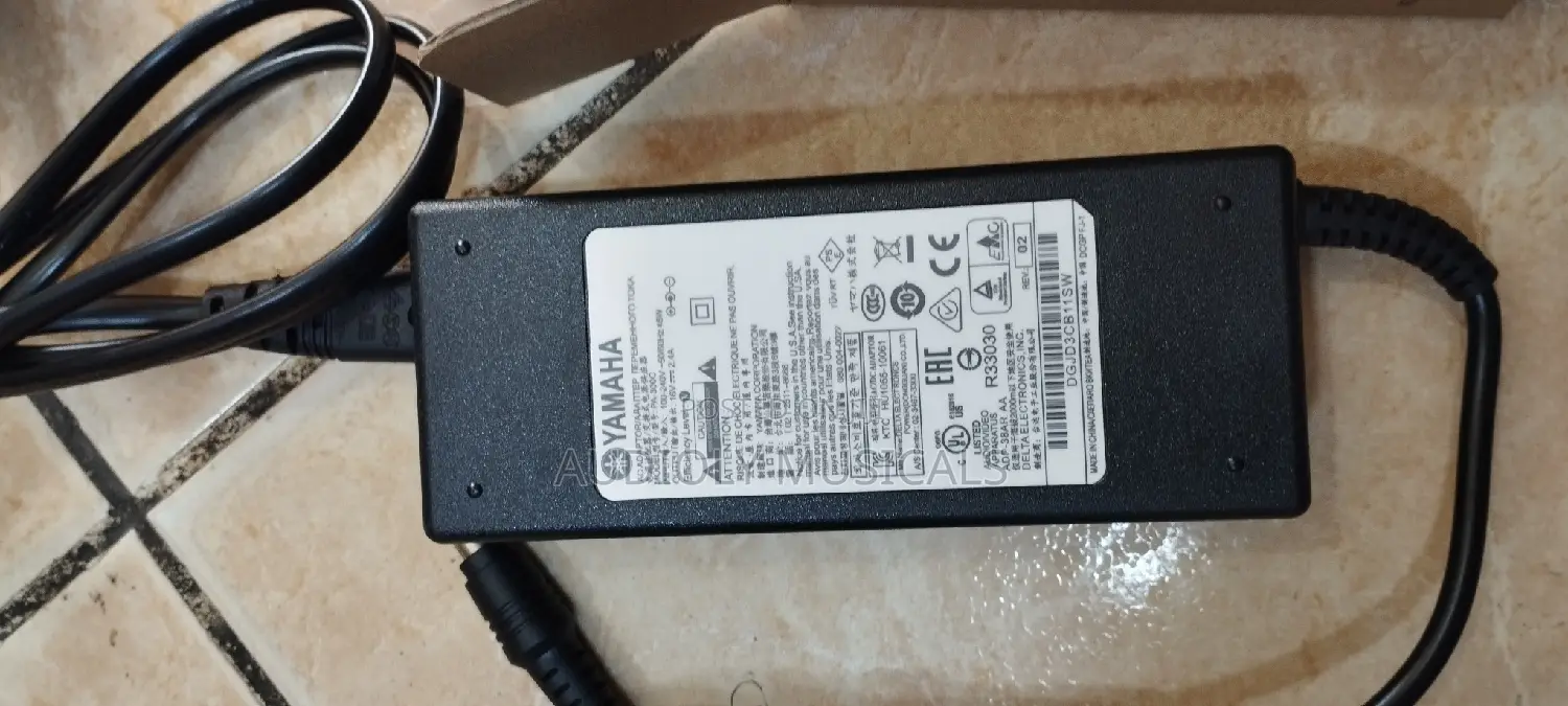 Yamaha PA-300C Keyboard Adapter