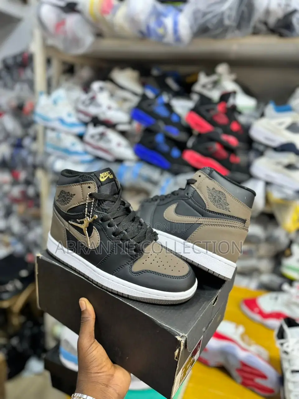 Air Jordan Retro 1 Palomino
