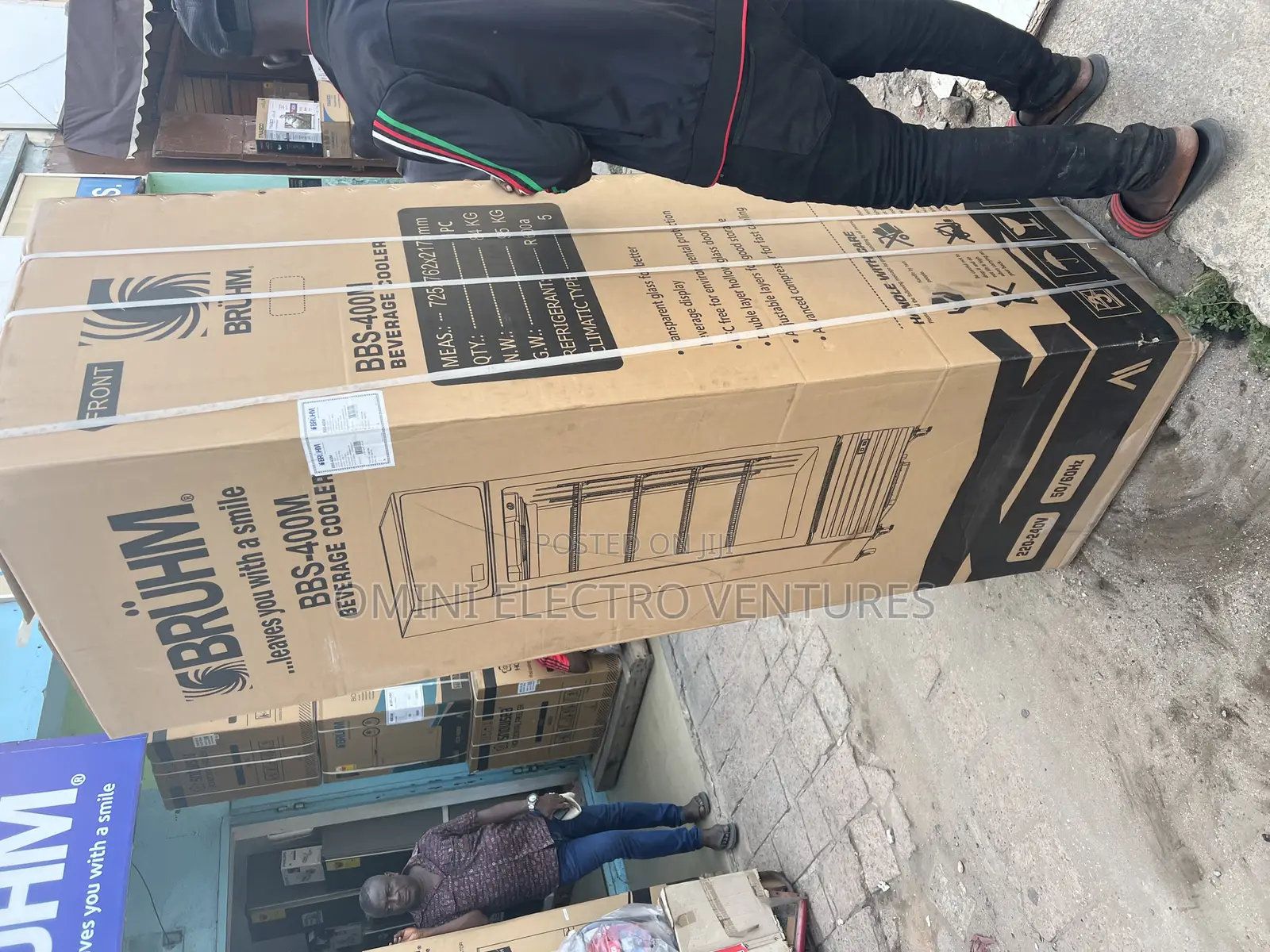 Brand New Display Fridge Single Door 350 Liters