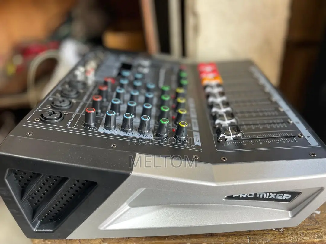 Yamaha Kv40 4channels Powered Amplified Mixer