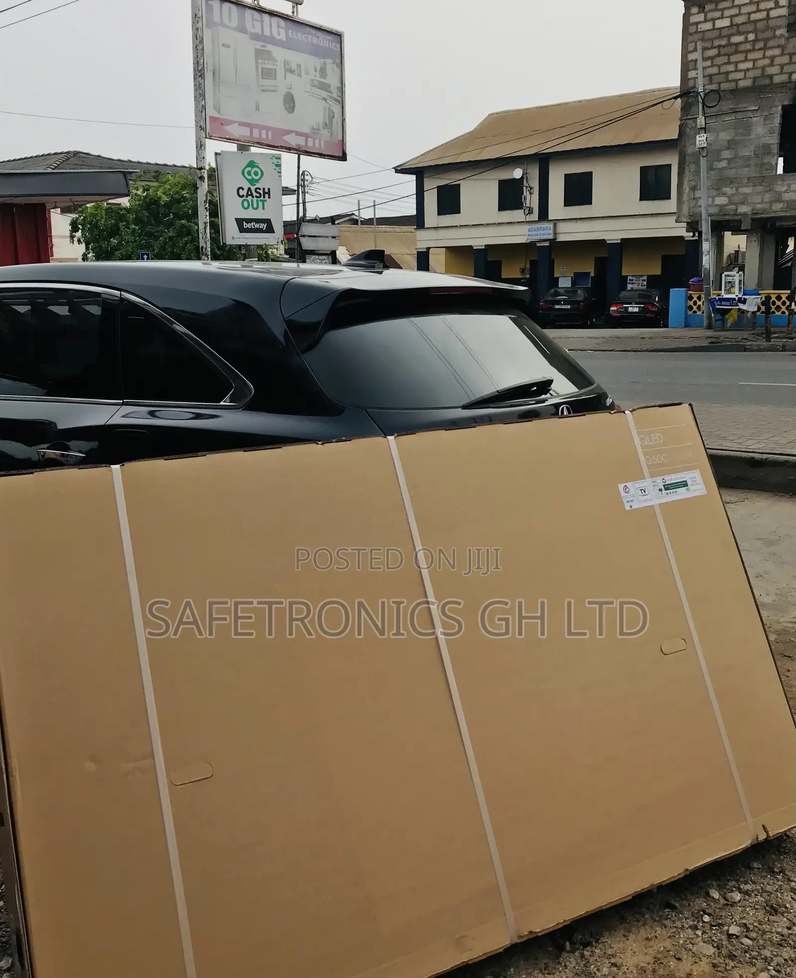 85 Inches Glossy Qled Samsung Q60c Black Electric Smart Tv