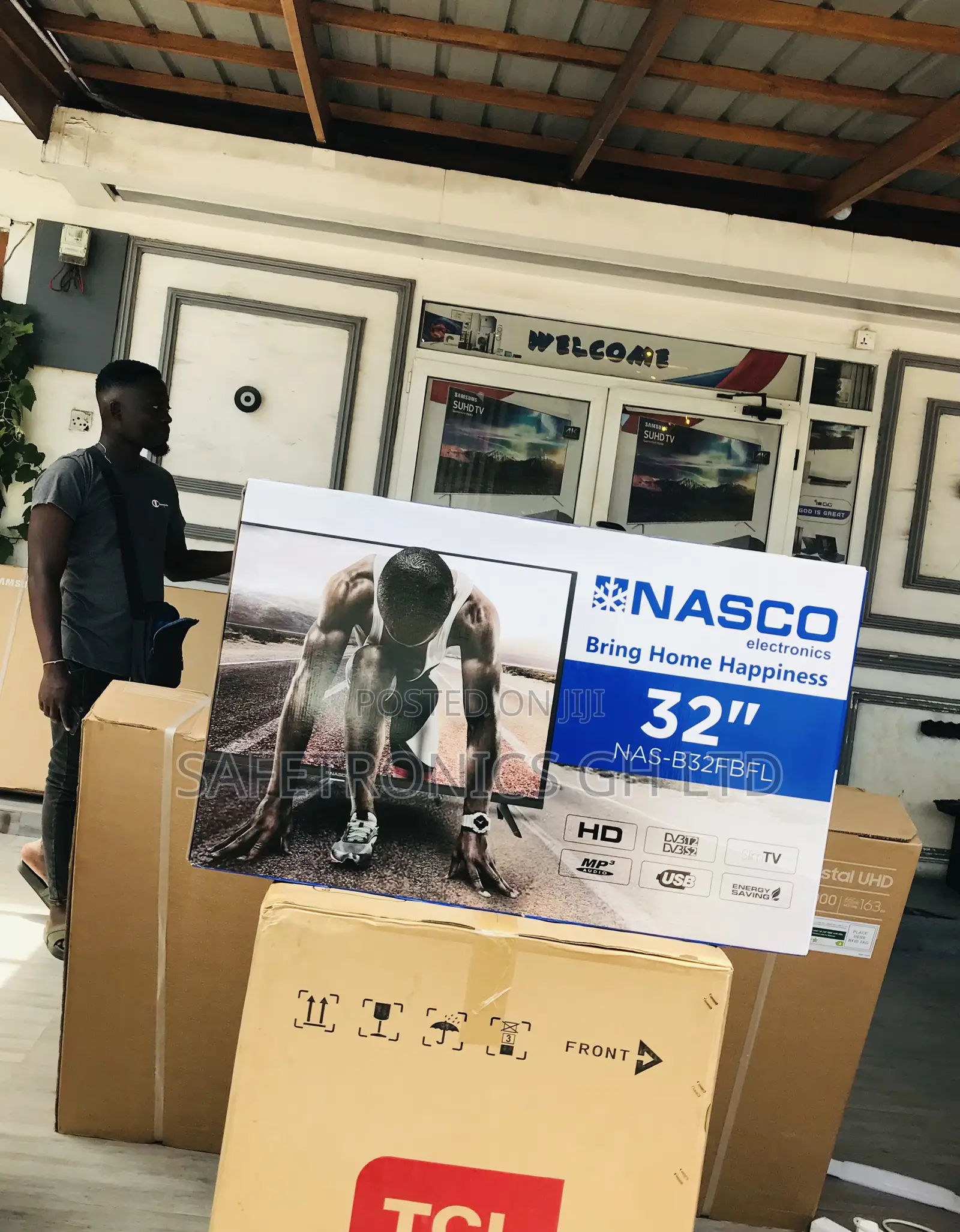 Digital Satellite Nasco 32 Inches Glossy Led Electric Black