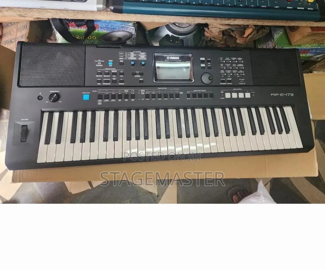 Yamaha PSR E473 Keyboard