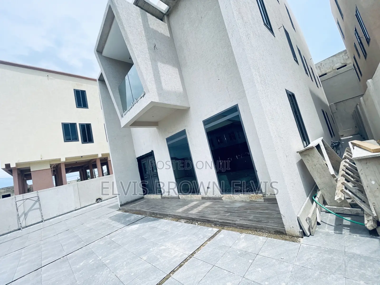 4bdrm Duplex in East Legon, Adjiriganor for sale