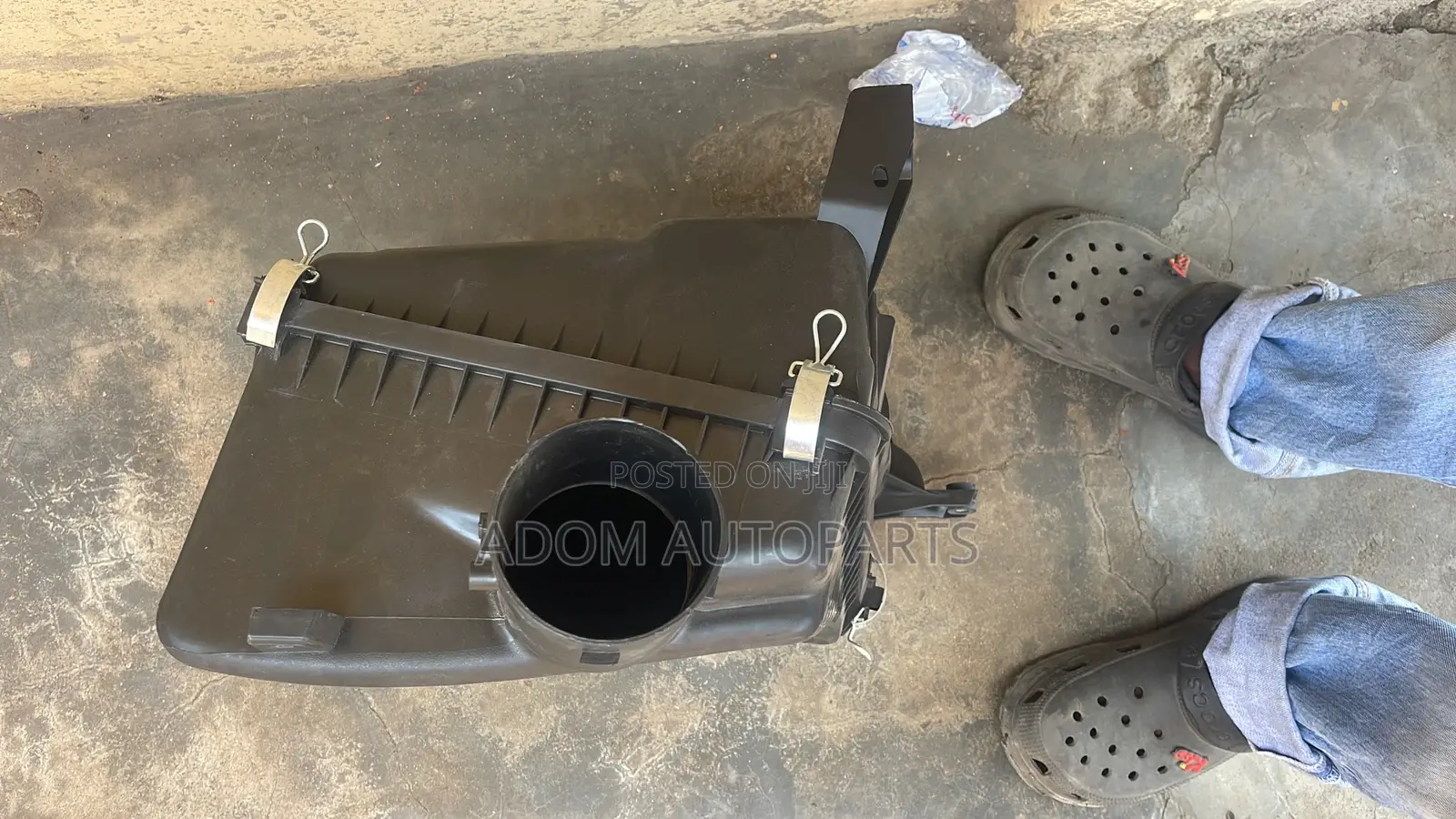 Toyota Land Cruiser Prado V8 Air Cleaner Filter Box