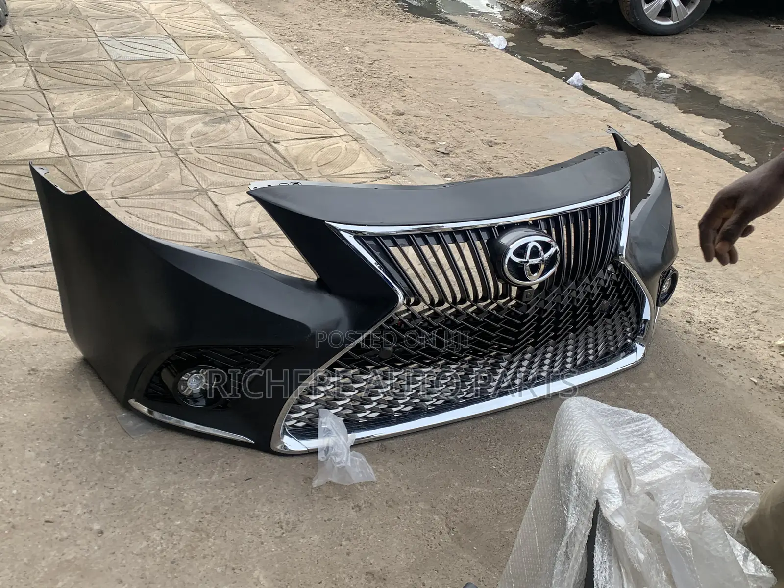 Toyota Camry 2012/2014 Front Bumper Lexus Type Spec