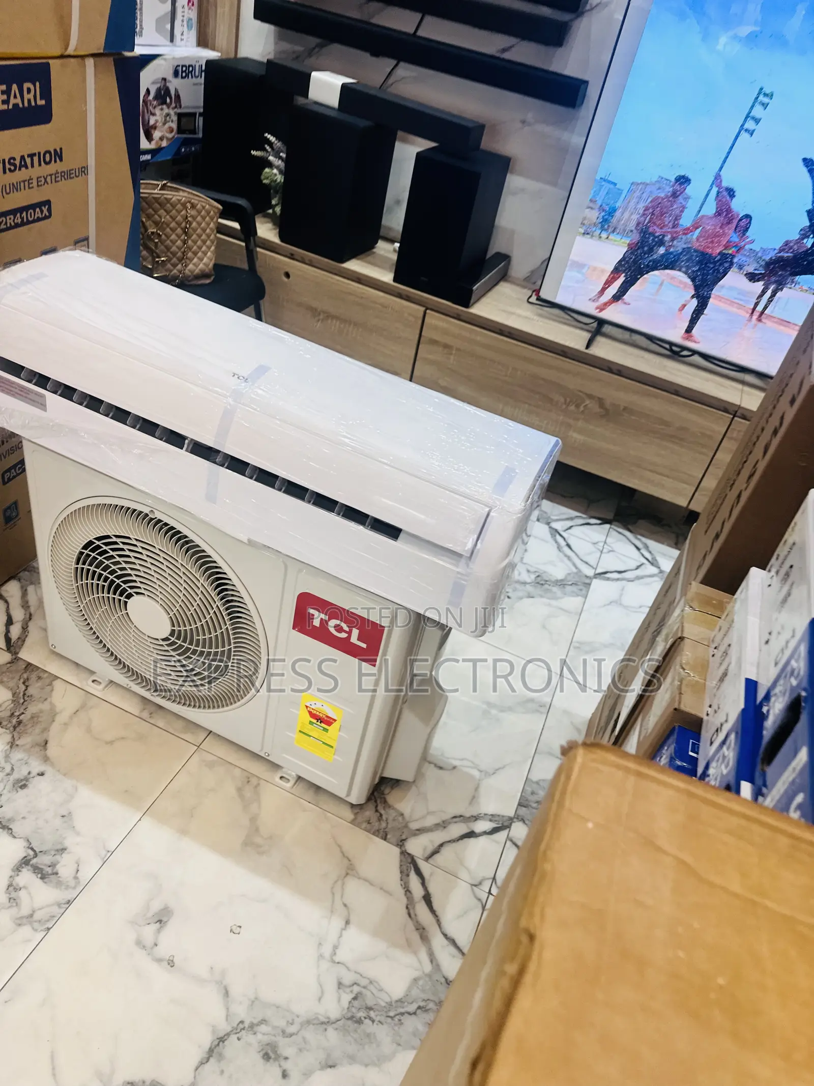Built in Drain Pipe Split 2.0hp R410 TCL