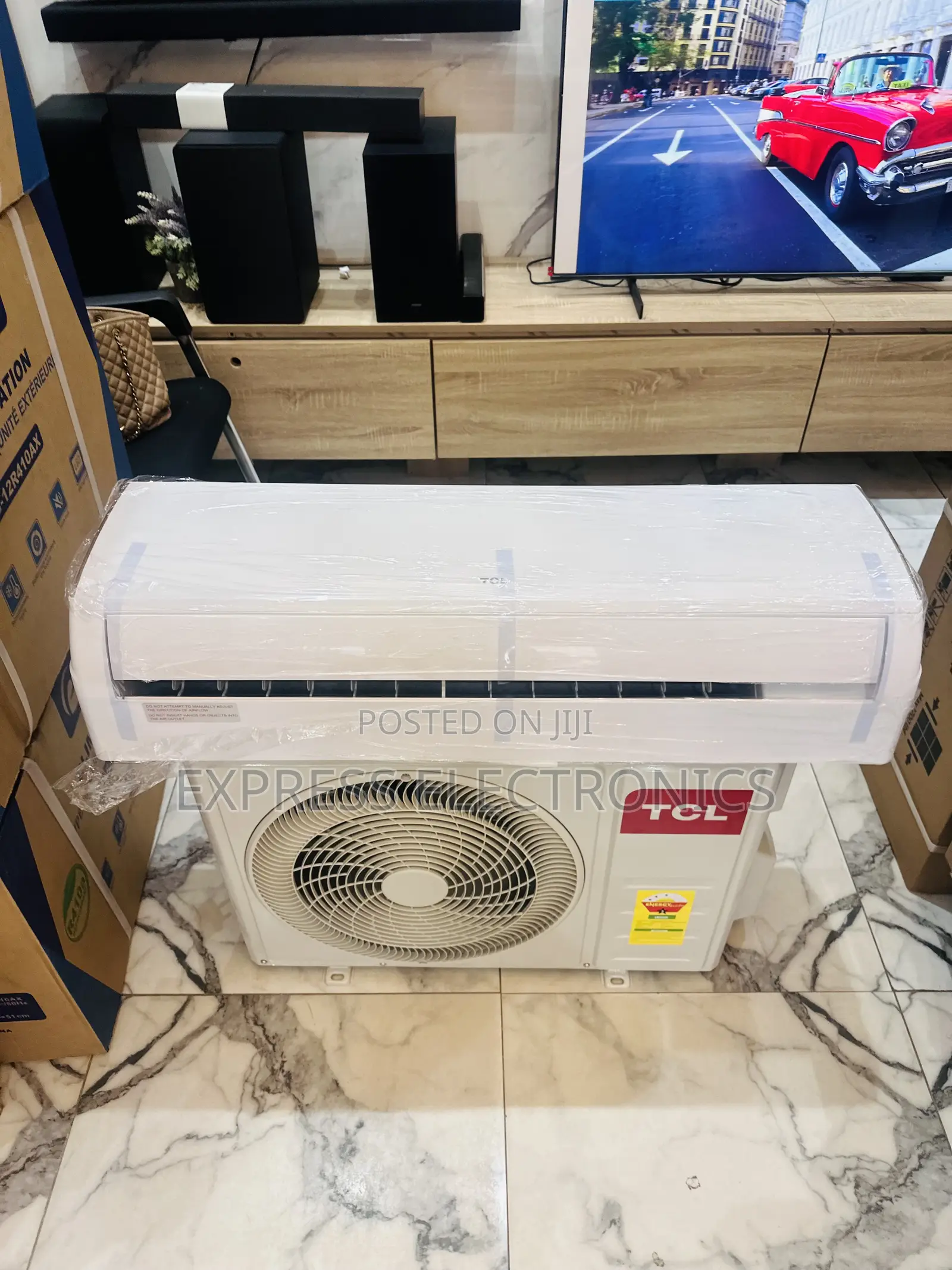 One Romote Control 2.0hp Split R410 Gas AC