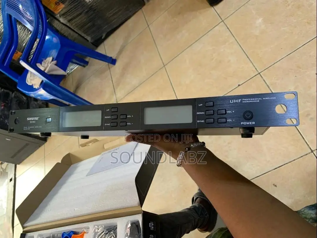 Shure 9090 UHF Wireless Microphone Series