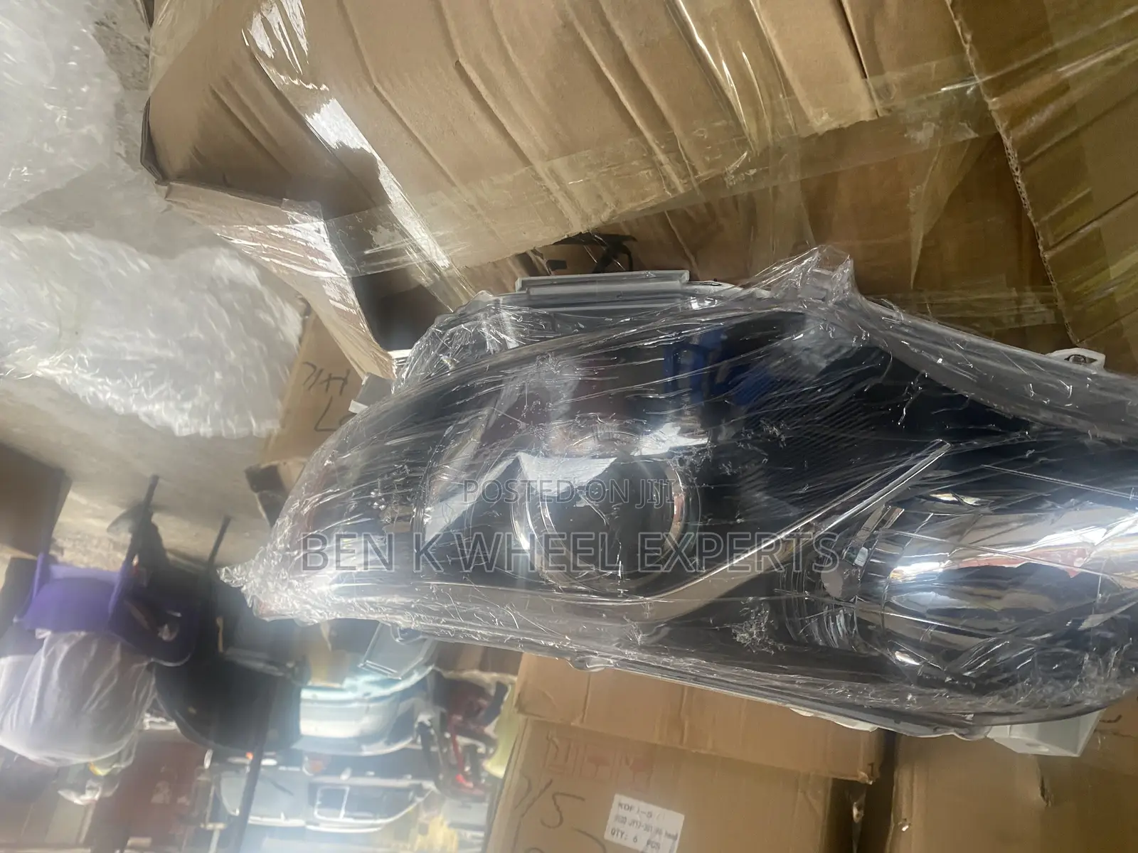 Toyota Camry Spider Headlights Black