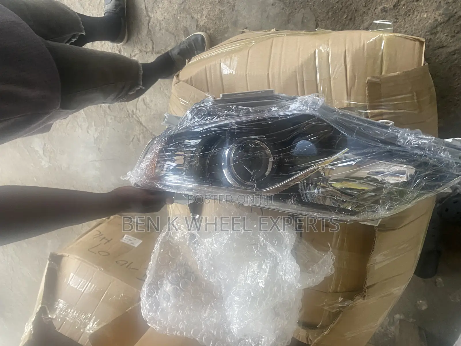 Toyota Camry Spider Headlights Black