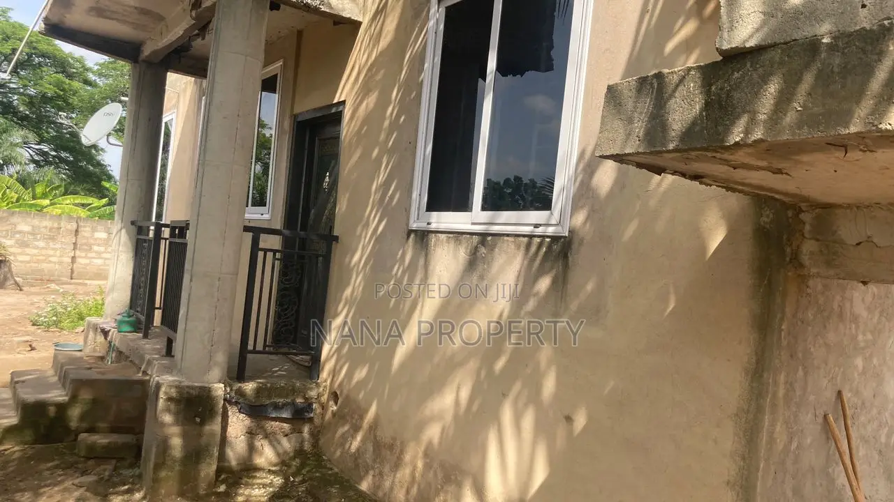 5bdrm House in Dodowa for sale
