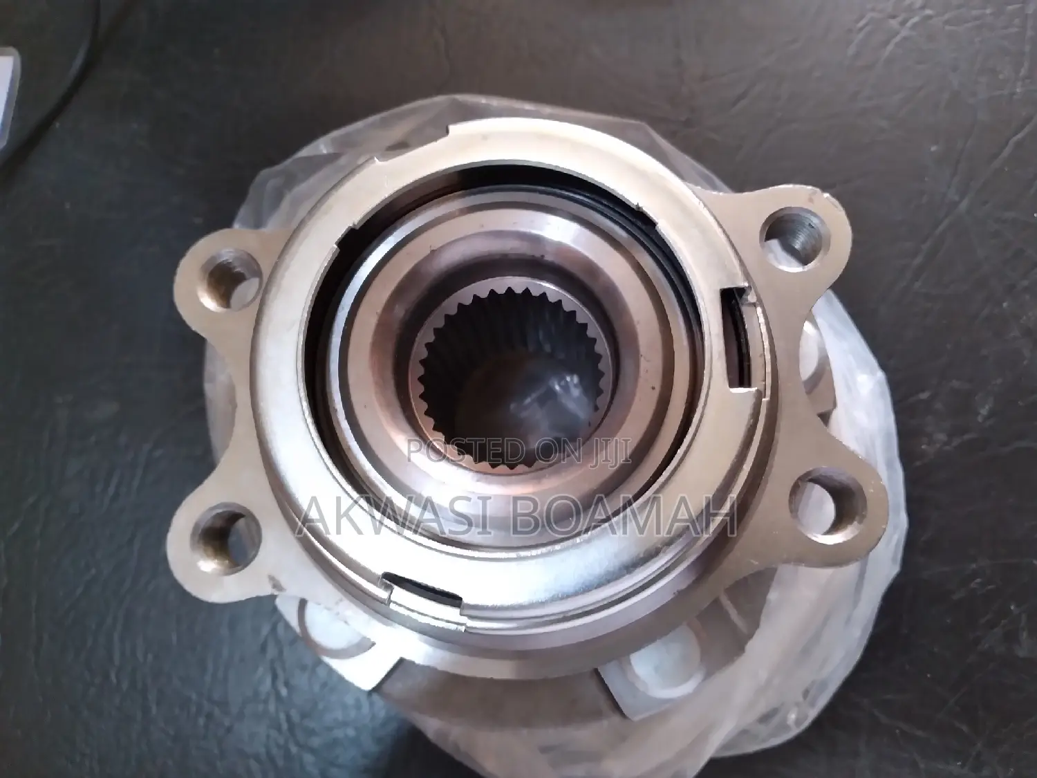 Mitsubishi Murano Front Hub 2007 -2014