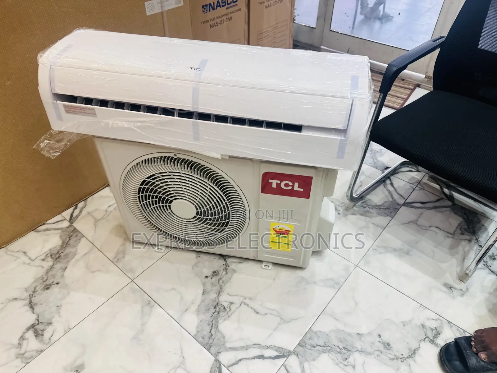 Quality Yet Affordable Split R410 Gas TCL 2.5hp Air Con