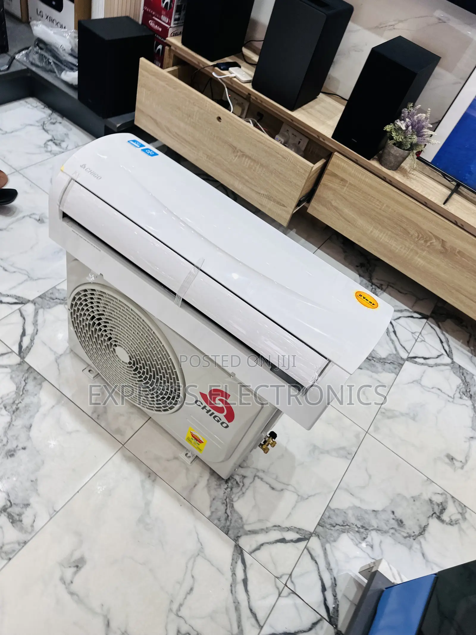 Chigo 2.0hp Slit R410 Gas White