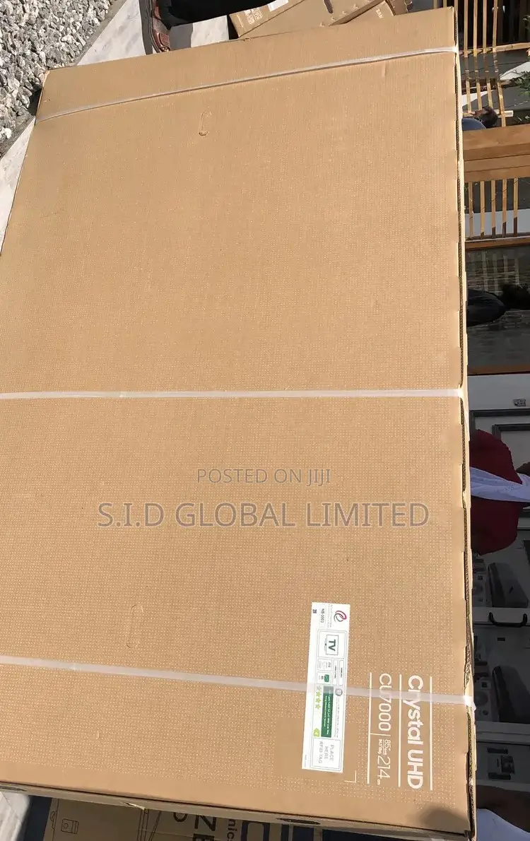 Newly Spotted 85" Crystal UHD CU7000 Smart TV (2023)